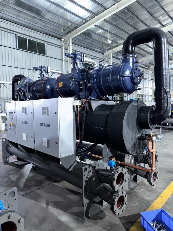 Chiller de tornillo industrial refrigerado por agua de 150 CV con sistema de doble compresor para soluciones de enfriamiento óptimas